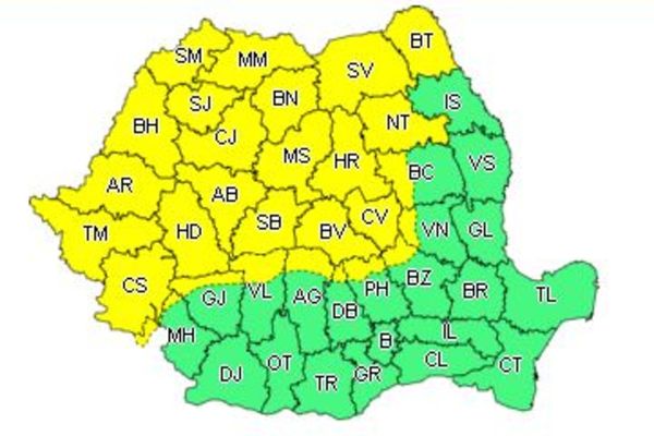 Vremea se răcește! De mâine dimineață intră în vigoare un COD GALBEN de furtuni