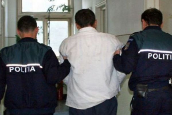 Băimărean urmărit internaţional prins de poliţişti