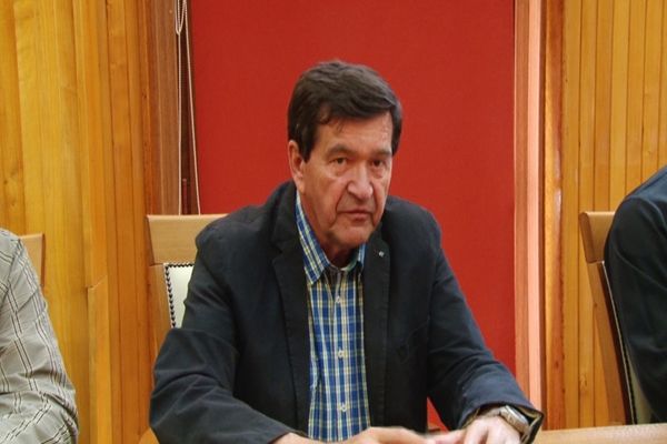 Horia Scubli, primarul în funcție al Municipiului Sighetu Marmației a fost diagnosticat cu noul coronavirus. Primăria Sighetu Marmației își suspendă activitatea până luni, 5 octombrie