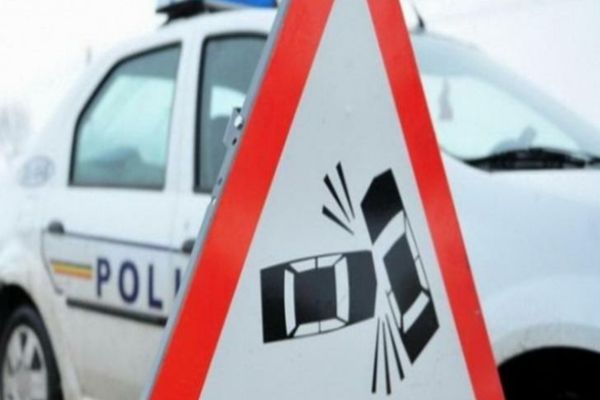 Accident rutier grav pe DN 1C. O tânără de 22 de ani a fost rănită