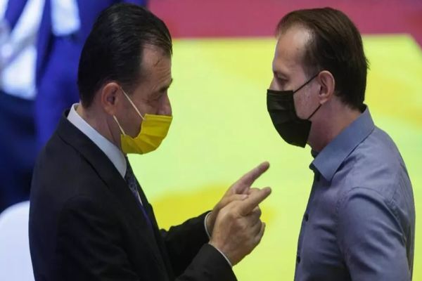 Ce cred românii despre lupta internă din PNL și cui dau cele mai multe șanse la șefia partidului