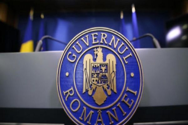 Proteste la Guvern, joi - Angajații din învățământ cer măriri salariale
