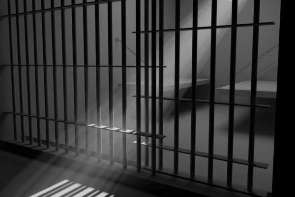 Cinci maramureșeni, duși după gratii, în weekend! Printre ei, un violator