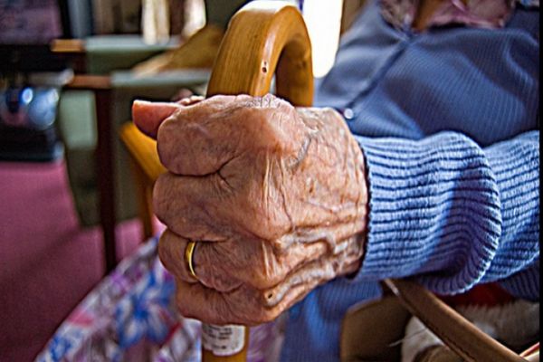 UE ia în calcul o nouă pensie obligatorie. Toți angajații ar putea fi înscriși automat într-un sistem privat suplimentar