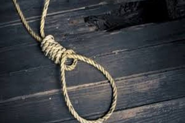 Bărbat din Târgu Lăpuș, găsit spânzurat într-o anexă a casei