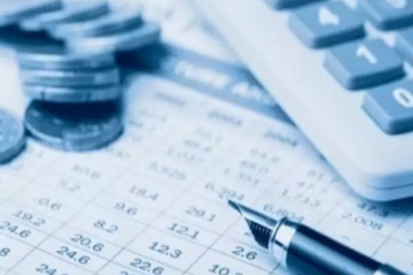 Guvernul taie sporurile nemeritate. Cine riscă să piardă bani