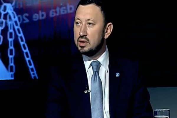 MIRCEA FECHET (PNL), DESPRE SISTEMUL DE GARANȚIE-RETURNARE, LA APROAPE UN AN DE LA INAUGURARE: AVEM CU 2 MILIARDE MAI PUȚINE AMBALAJE PE MARGINEA DRUMULUI ȘI ÎN GROPILE DE GUNOI