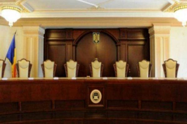 CCR: MODIFICĂRILE LA LEGEA ENERGIEI ELECTRICE ŞI A GAZELOR NATURALE SUNT NECONSTITUŢIONALE​​​​​​​​​​​​​​​​