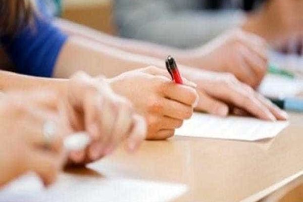 BANI DE LA STAT PENTRU PESTE 150 DE ELEVI CU MEDIA 10 LA BAC ȘI LA EVALUAREA NAȚIONALĂ