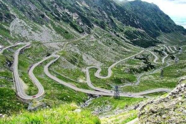 TRAFIC BLOCAT PE TRANSFĂGĂRĂȘAN 