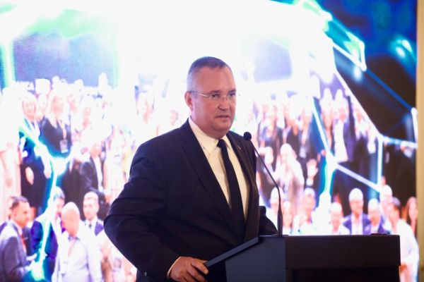 NICOLAE CIUCĂ: „VOM CREA 400.000 DE NOI LOCURI DE MUNCĂ PÂNĂ LA SFÂRȘITUL ANULUI 2028. VOM CREȘTE SALARIUL MEDIU NET PE ECONOMIE DE LA 5.000 DE LEI LA 7.000 DE LEI PÂNĂ LA FINALUL MANDATULUI”