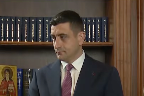 GEORGE SIMION, AVERTISMENT DUR: „ORICE CREȘTERE DE TAXE ÎNSEAMNĂ RECESIUNE”