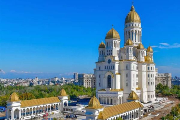 Catedrala Mântuirii Neamului, deschisă temporar publicului. Când poate fi vizitată în perioada sărbătorilor de iarnă