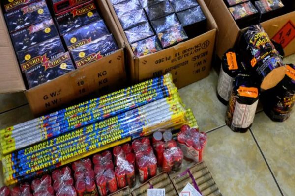 Revelion fără petarde. Românii prinși pe picior greșit riscă amenzi mari sau înschisoare