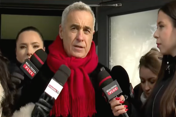 Călin Georgescu merge la Poliția Buftea pentru semnarea controlului judiciar
