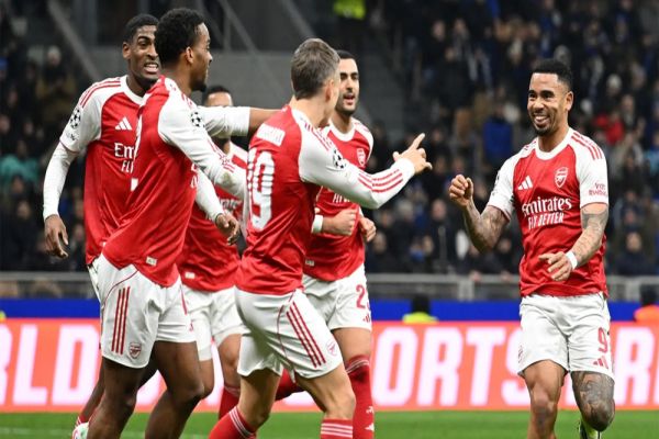 Arsenal a învins Interul lui Chivu cu 3-1, la Milano
