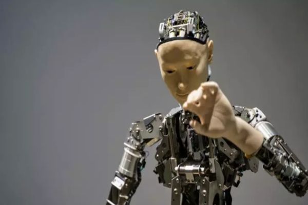 Inteligența artificială va atinge capacitatea umană în următorii 5-8 ani