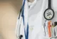 Bâtrăn ţepuit de un necunoscut care a pretins că e doctor