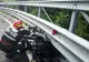 Motociclist și o pasageră răniți într-un accident