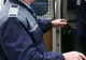 Condamnat pentru camătă, încarcerat de poliţişti
