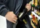 Tânăr de 17 ani prins după ce a furat mai multe produse dintr-un centru comercial din Baia Mare