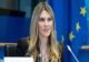 Vicepreşedinta Parlamentului European, anchetată pentru corupţie, a fost demisă